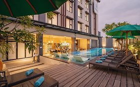 Kamaniiya Petitenget Seminyak